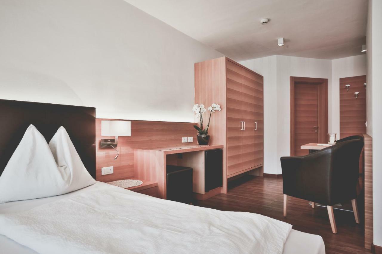 Seppmair Hotel Lagundo Kültér fotó
